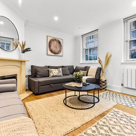 Piccadilly House! Villa Лондон Екстериор снимка