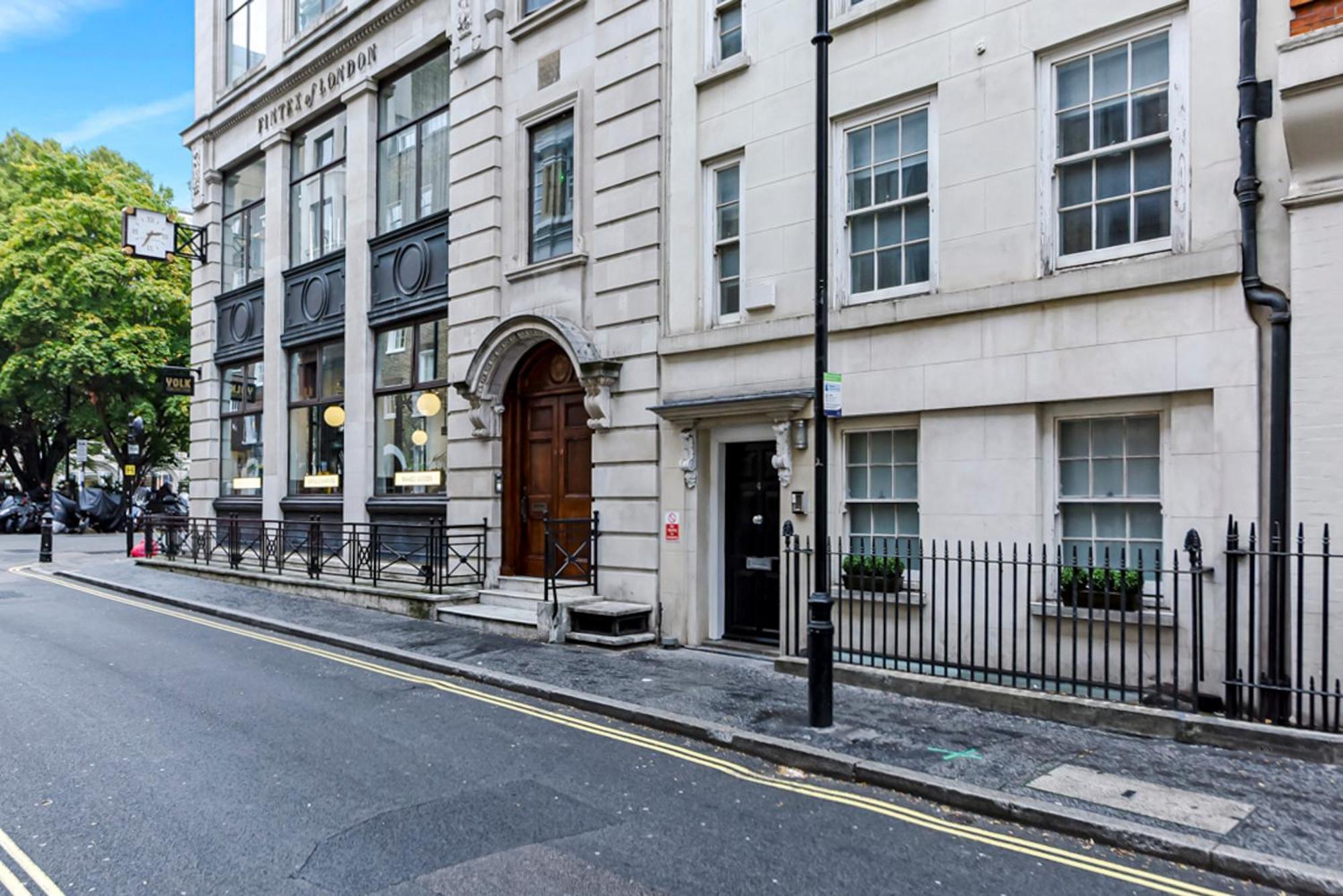 Piccadilly House! Villa Лондон Екстериор снимка