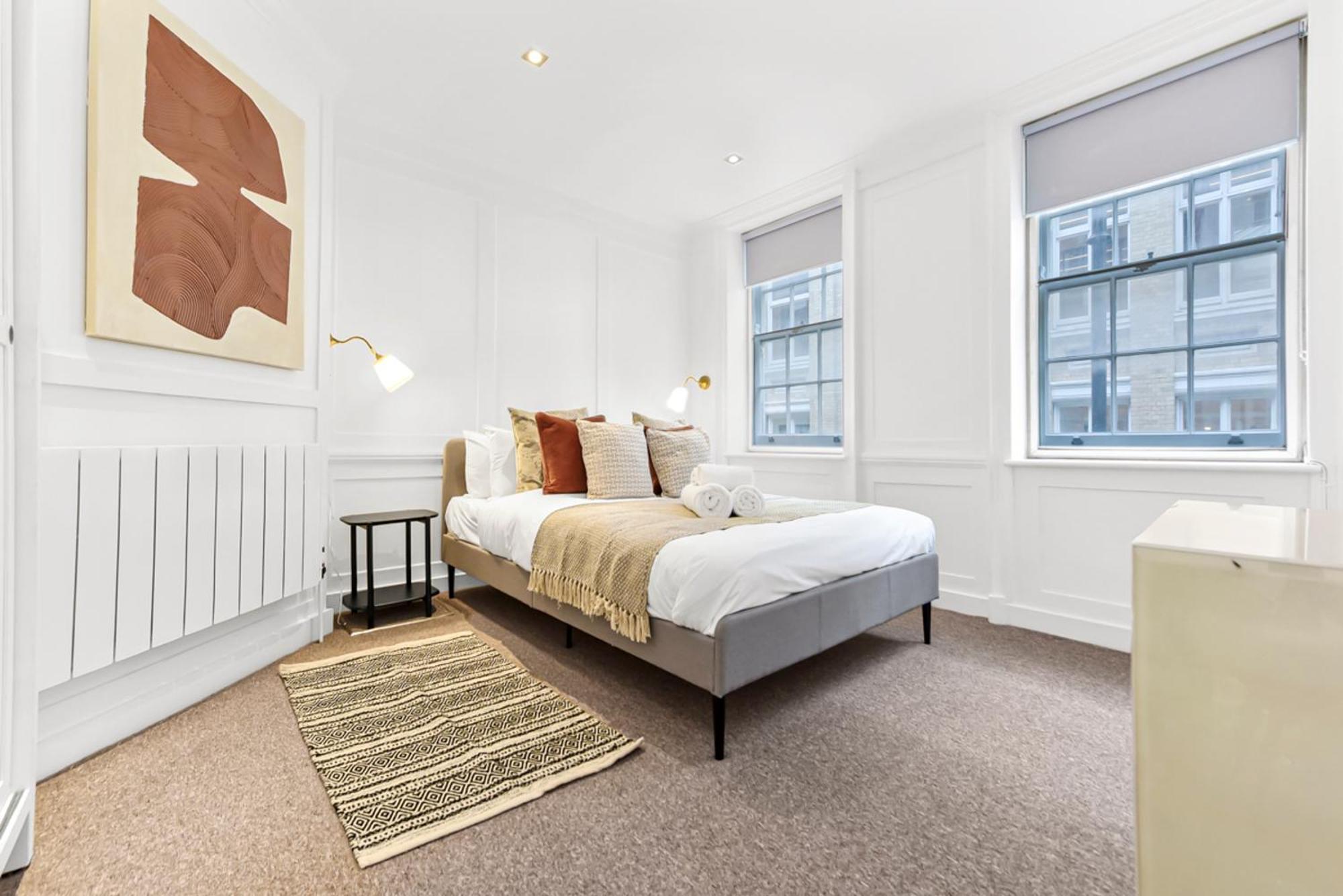 Piccadilly House! Villa Лондон Екстериор снимка